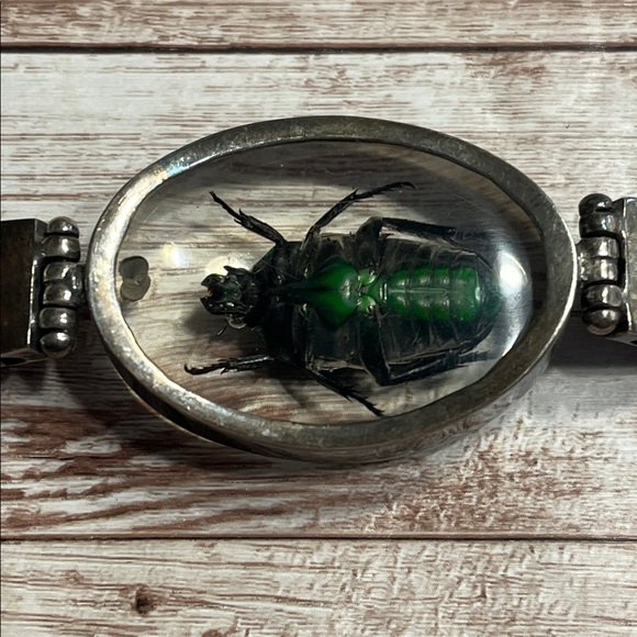Vintage Green Beetle Silver Bracelet - Picture 2 of 10